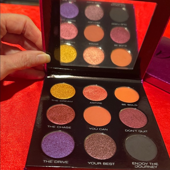 WOW POSHMARK - Authentic Sydney Grace  Pan Eyeshadow Palette - Picture 2 of 14